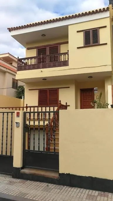 Amplia Casa 5 Habitaciones En Santa Cruz Con Zona Para Trabajar Holiday home Santa Cruz de Tenerife